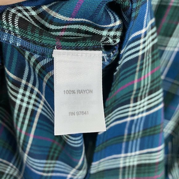 J Jill Cute Plaid Shirt Split Vneck-banded collar Long sleeve asymmetric hem - Picture 6 of 10